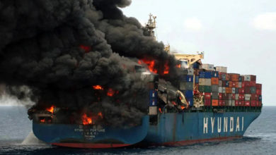 Containership-fire_700x400