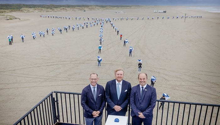 Inauguration Hollandse Kust Zuid wind farm. From left to right: Oliver Bäte (CEO Allianz), His Majesty King Willem-Alexander and Martin Brudermüller (Chairman of the Board of Executive Directors of BASF)